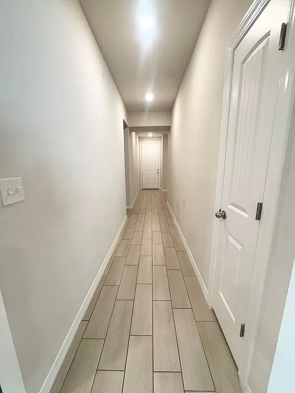 4 bed, 2.0 bath, 1498 sqft, $1,950 — Photo 3