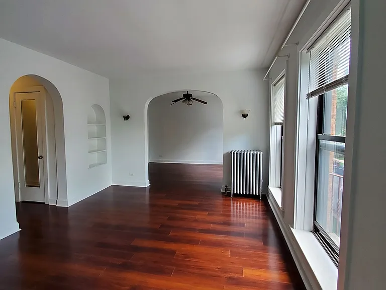 Farwell Apartments — Photo 10
