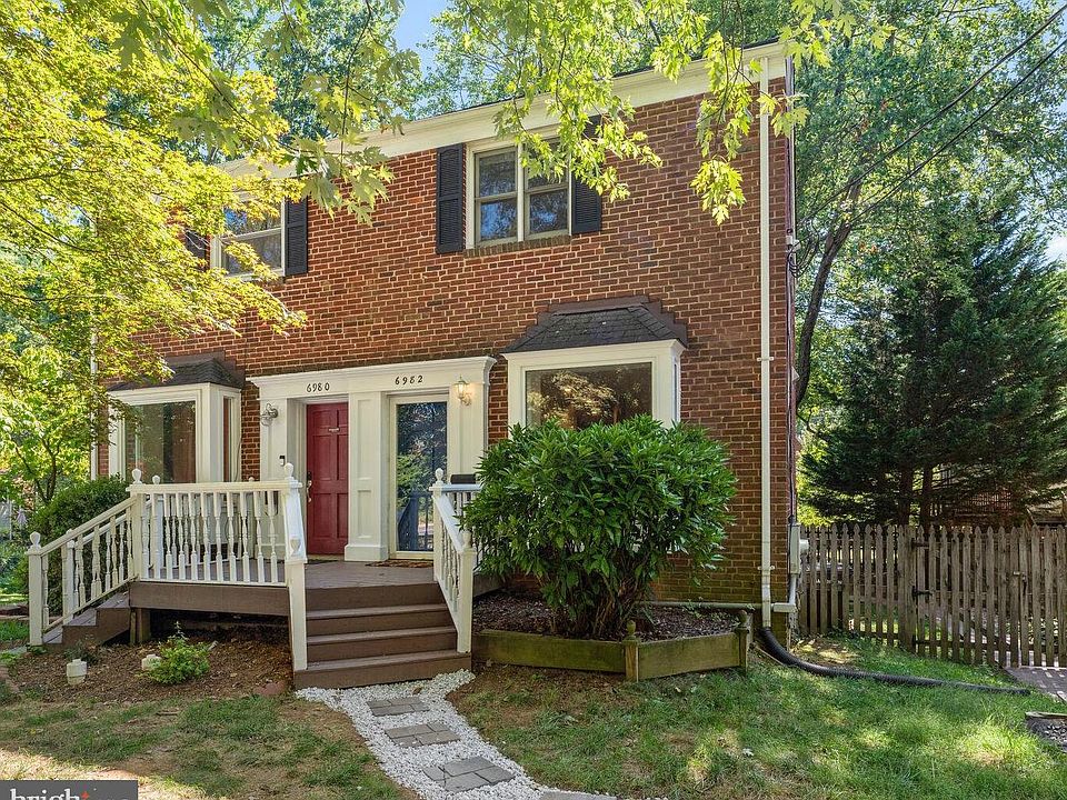 1st image of 6982 Fairfax Dr