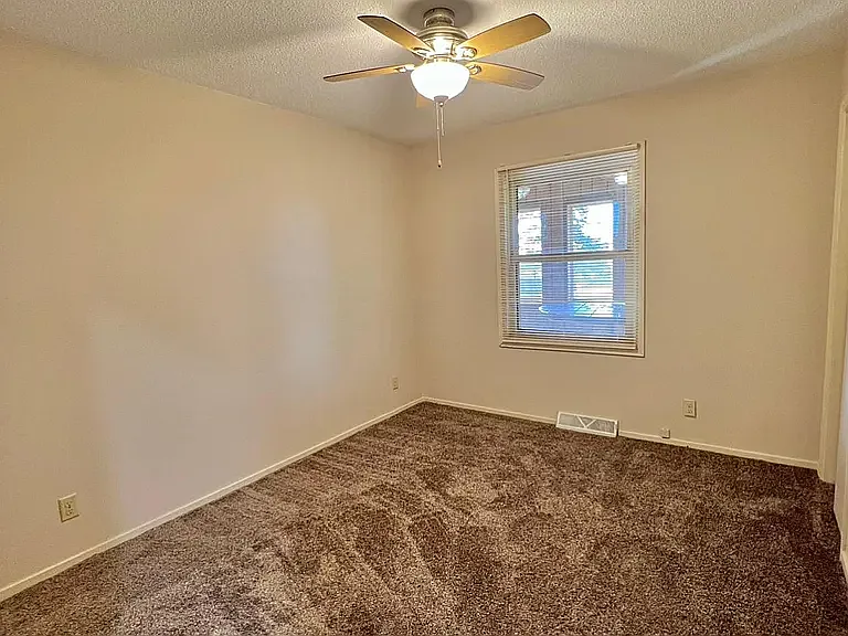 Bed room 1
