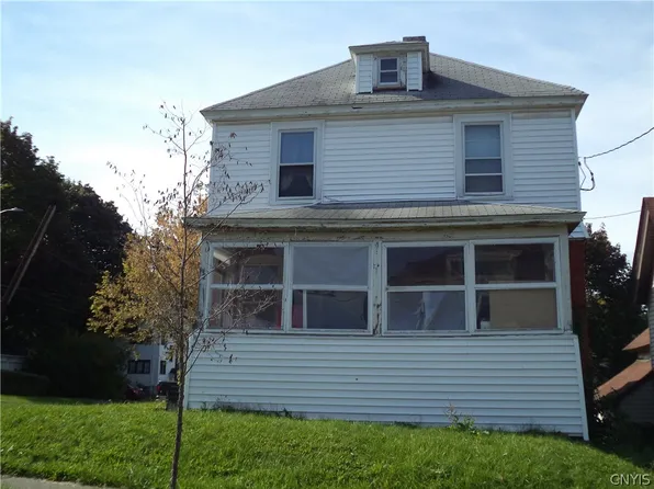132 Duane St, Syracuse, NY 13207