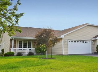 24 Somerset Ln, Fond Du Lac, WI 54935