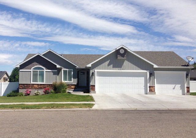 1st image of 4259 E Barton Ln
