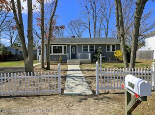 588 Alfred Ln, Toms River, NJ 08753