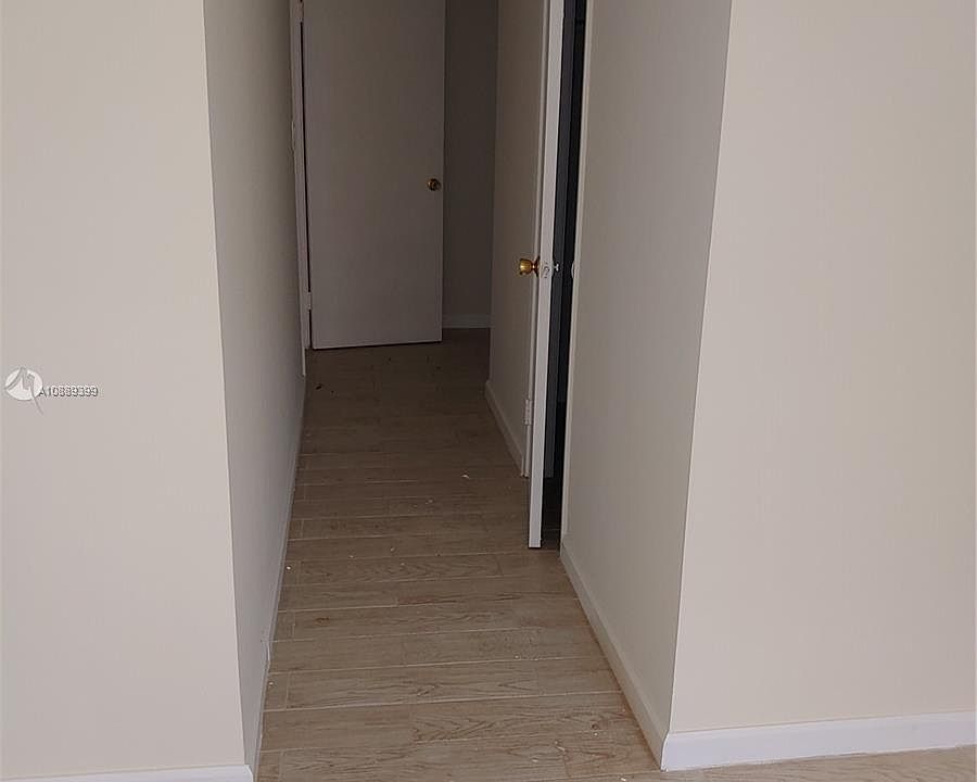 1st image of 1670 NE 191st St #405