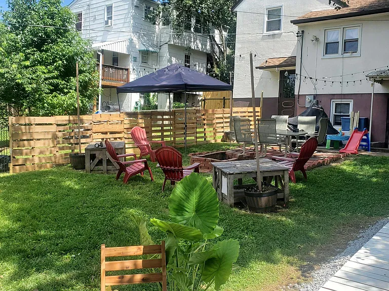 3211 Rosalie Ave — Photo 3
