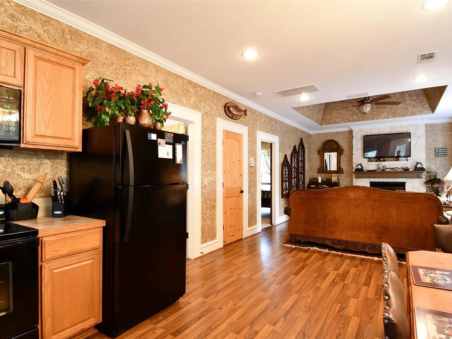 2 bed, 1.0 bath, 1000 sqft, $3,000 — Photo 4