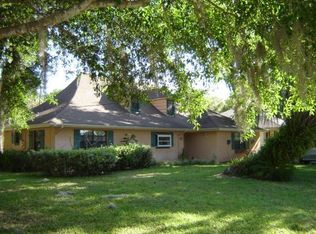 221 Magnolia Cir, Eustis, FL 32726