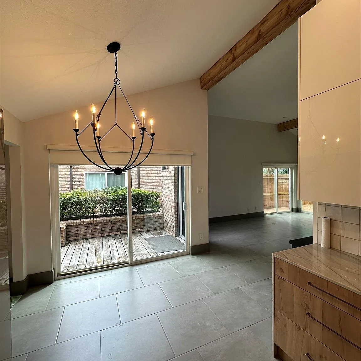 1 bed, 1.0 bath, 854 sqft, $1,850 — Photo 3