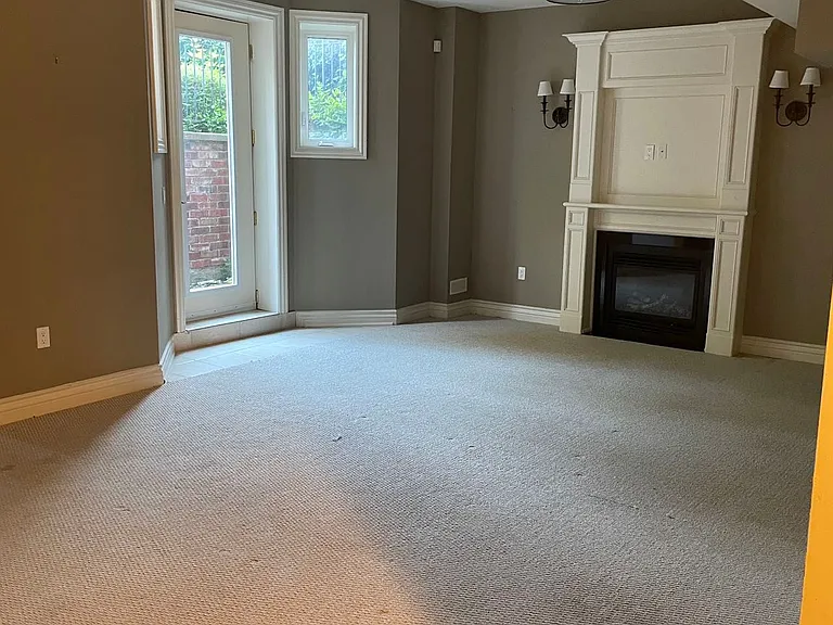 135 Florence Ave #BASEMENT — Photo 2