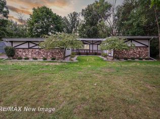 3173 E Bullock Creek Dr, Midland, MI 48640