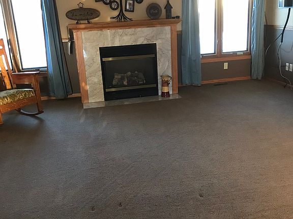 5th image of 3221 Meadow Ct
