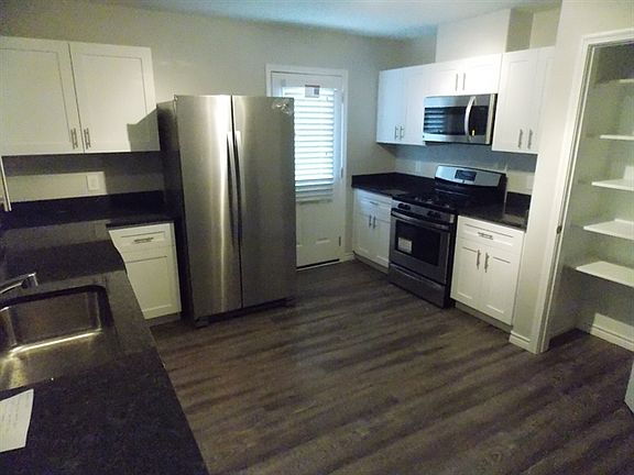 4th image of 13315 Ambrosa Dr