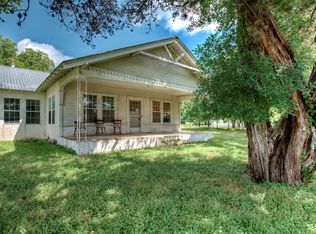 899A Harper Rd, Kerrville, TX 78028