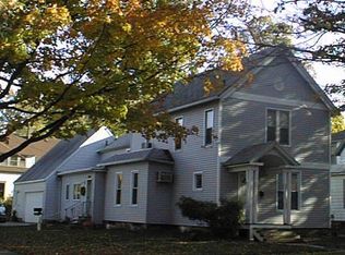 903 Church St, Saint Joseph, MI 49085