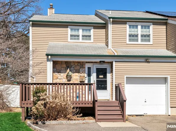 91 Morgan St, Bergenfield, NJ 07621