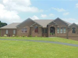 102 Tanglewood Dr, Glasgow, KY 42141