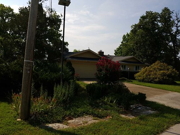 2nd image of 24 Skyline Dr