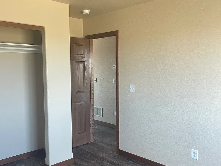 656 Civil Way — Photo 23