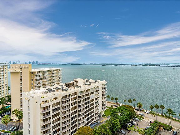 5th image of 1450 Brickell Bay Dr APT 1711
