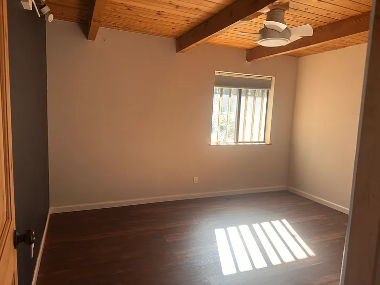 13825 Pathway Ave — Photo 18