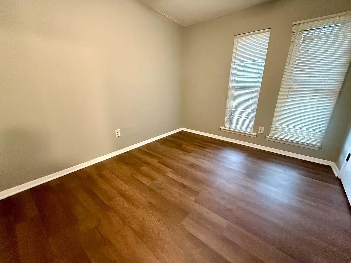 3615 McVay St SW - 3615 McVay B — Photo 3