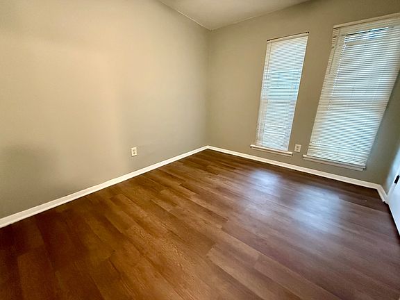 Unit Photo