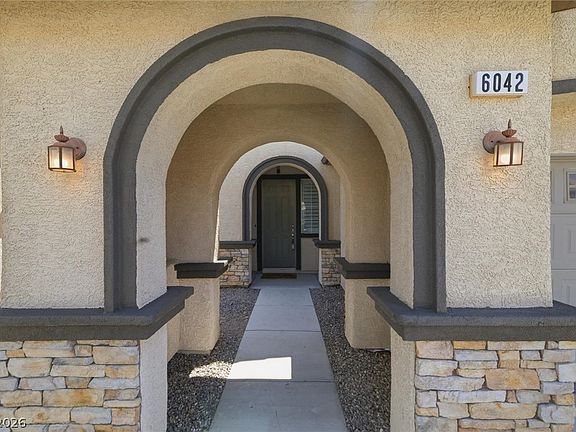 3rd image of 6042 Hidden Summit St