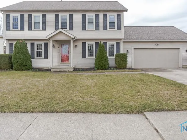 1443 Wren Rd, Bowling Green, OH 43402