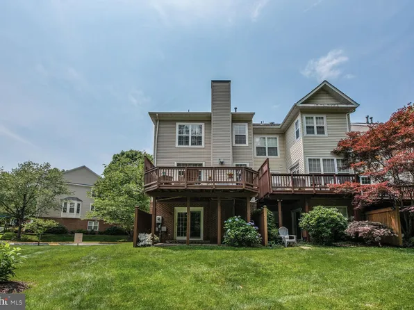 1249 Wild Hawthorn Way, Reston, VA 20194