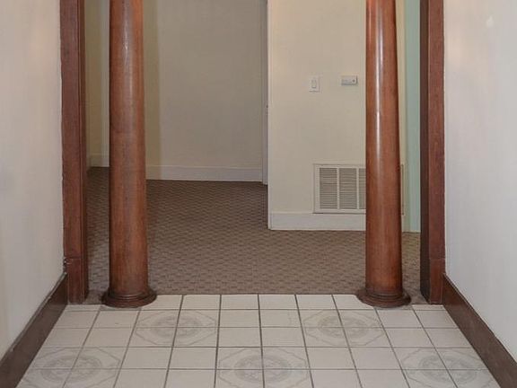 5th image of 2128 N 67th St