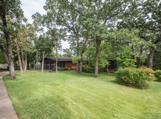 2919 E 70th Ct S, Tulsa, OK 74136