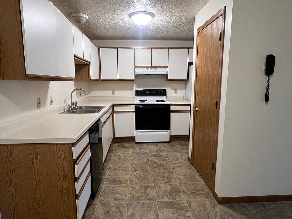 1st image of 2350 Fitch Ave Unit 8