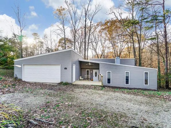 269 Winnebago Ln SE, Bremen, OH 43107