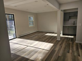 15 Homestead Ln, Brookfield, CT 06804