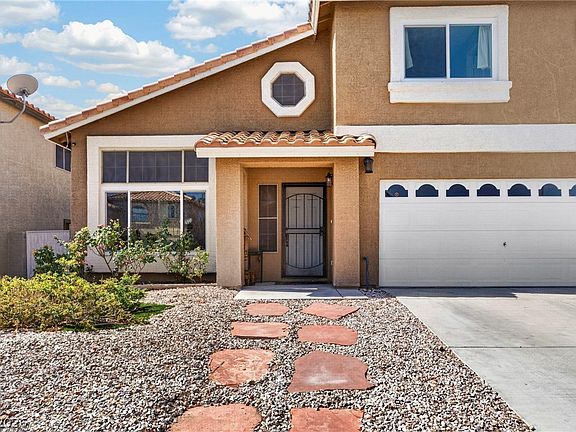 3rd image of 8875 Dove Cove Dr