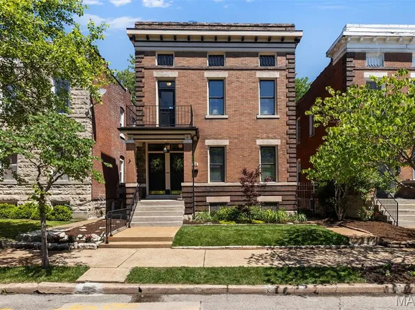 4135 Flad Ave, Saint Louis, MO 63110