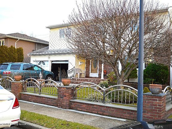 2nd image of 868 Jennie Ct
