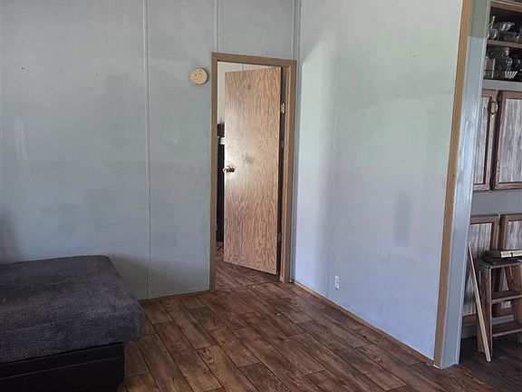 5th image of 4121 N County Road 275 E