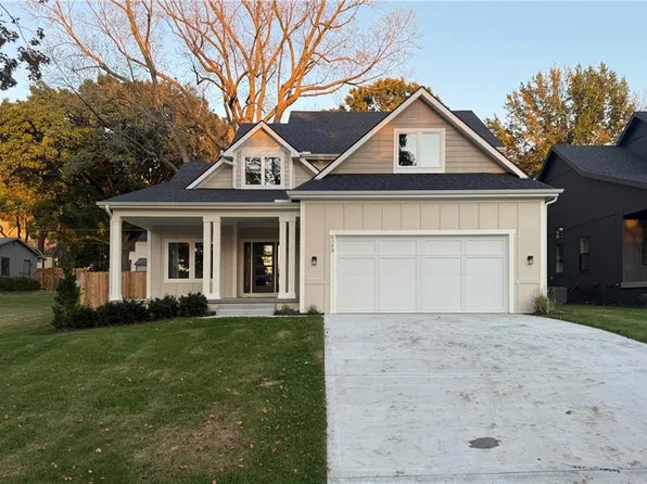6029 Outlook St, Mission, KS 66202