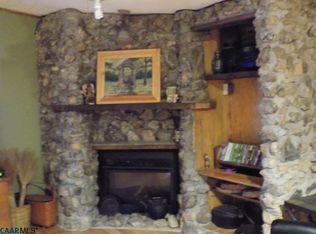 2055 Martin Kings Rd, Scottsville, VA 24590