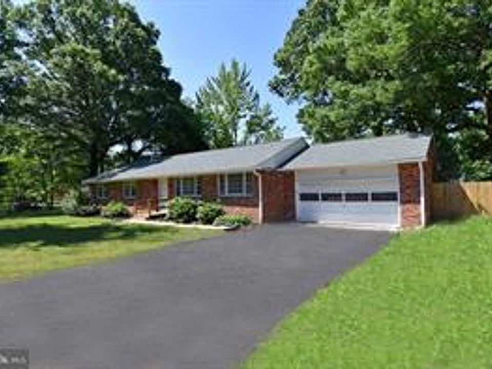 1st image of 8800 McNair Dr
