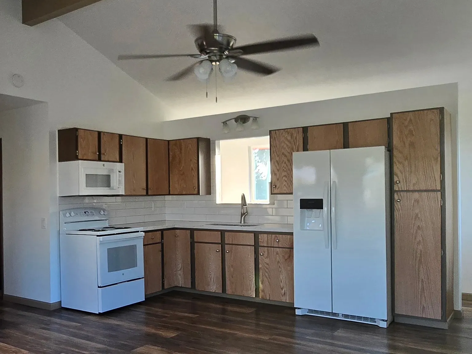 320 Kenolio Rd — Photo 2