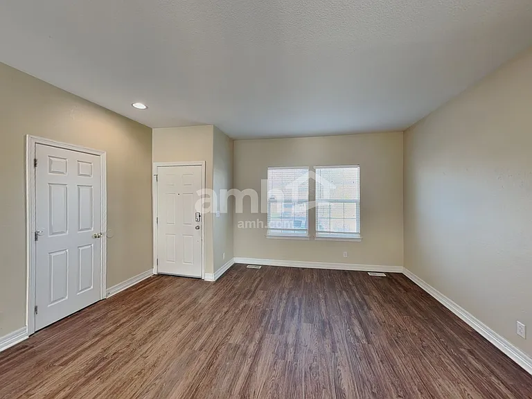 13945 Jasmine St — Photo 4