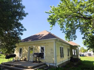 220 E Spruce St, Rising City, NE 68658