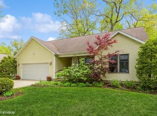 18855 Lonergan St, New Buffalo, MI 49117