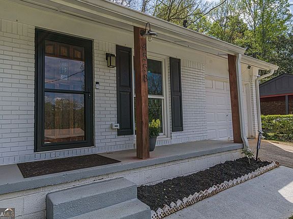 4th image of 4558 Ryan Rd