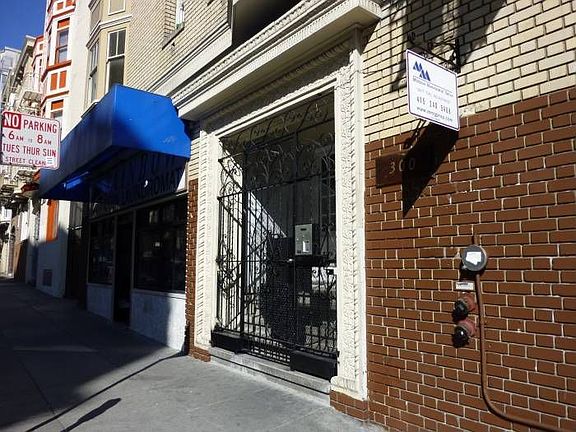 2nd image of 300 Hyde St APT 31