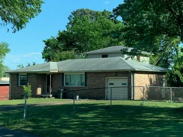 108 Coffman Dr, Fort Oglethorpe, GA 30742