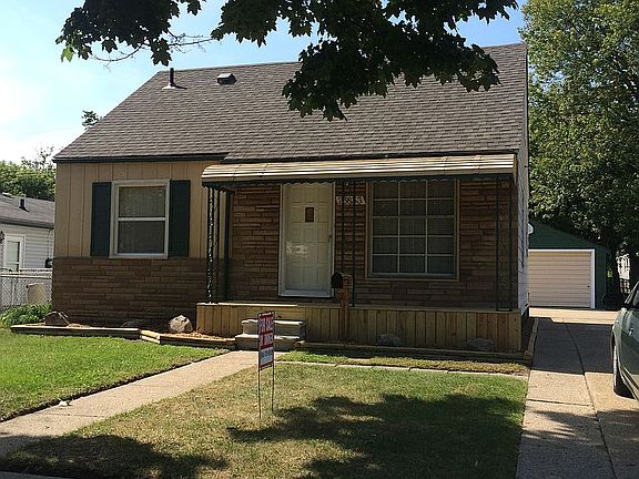 2nd image of 23833 Couzens Ave